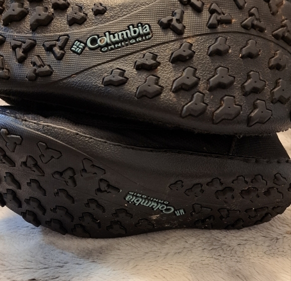 Columbia Omni Grip Black Snow Boots   Size 4 - Picture 9 of 9
